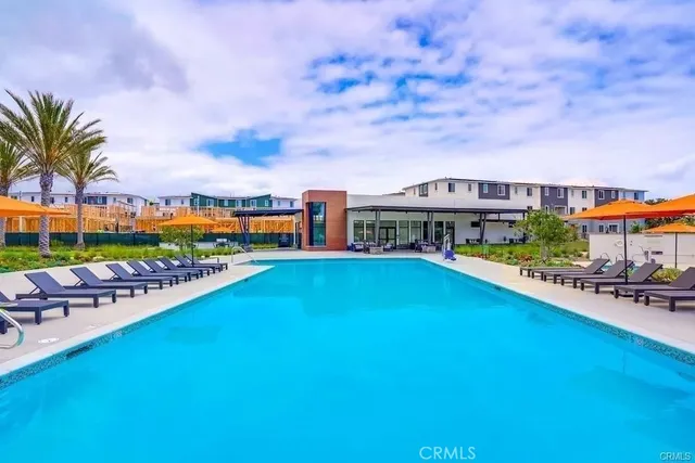 $1,059,000 | 1642 West Saratoga Lane, San Pedro, CA 90732