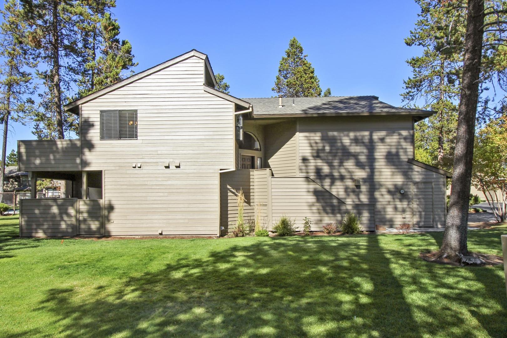 17854 West Core Road Sunriver, OR 97707 - Photo 26 of 26 End Unit