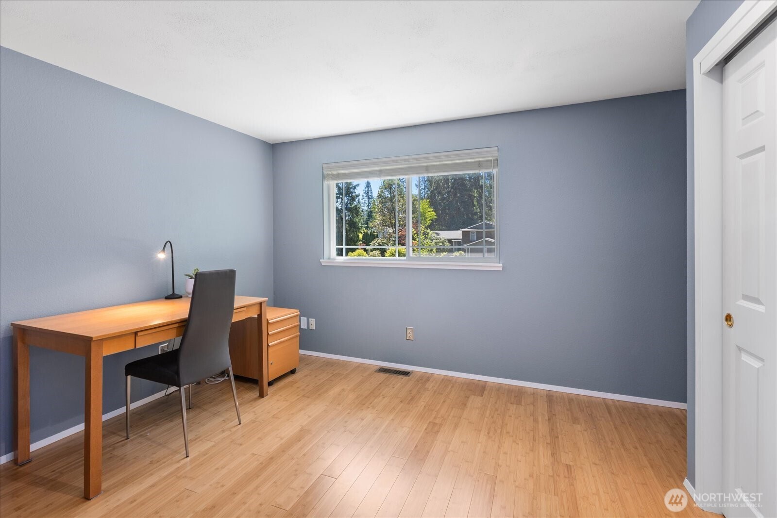8011 180th Place Southwest Edmonds, WA 98026 - Photo 19 of 39