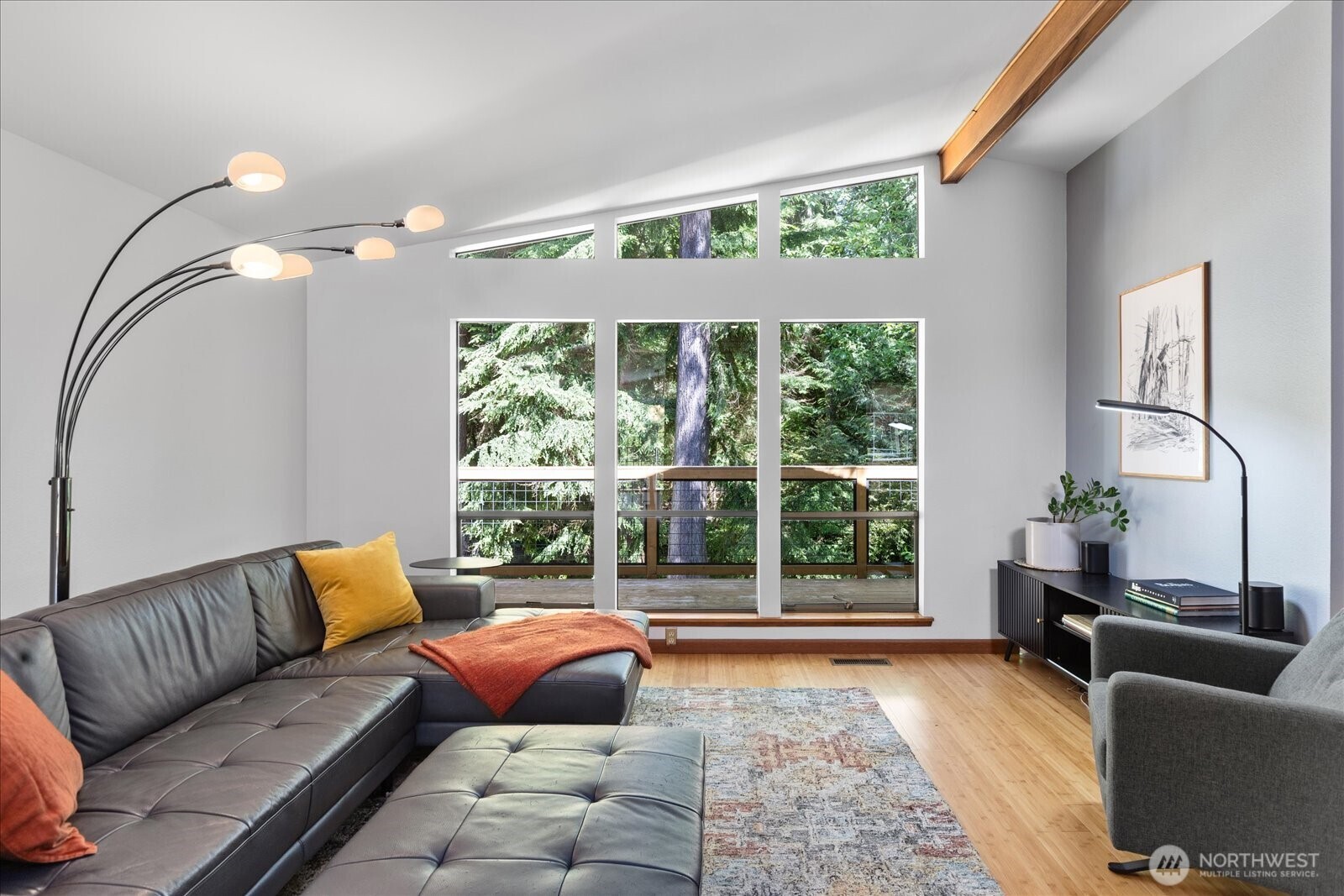 8011 180th Place Southwest Edmonds, WA 98026 - Photo 5 of 39