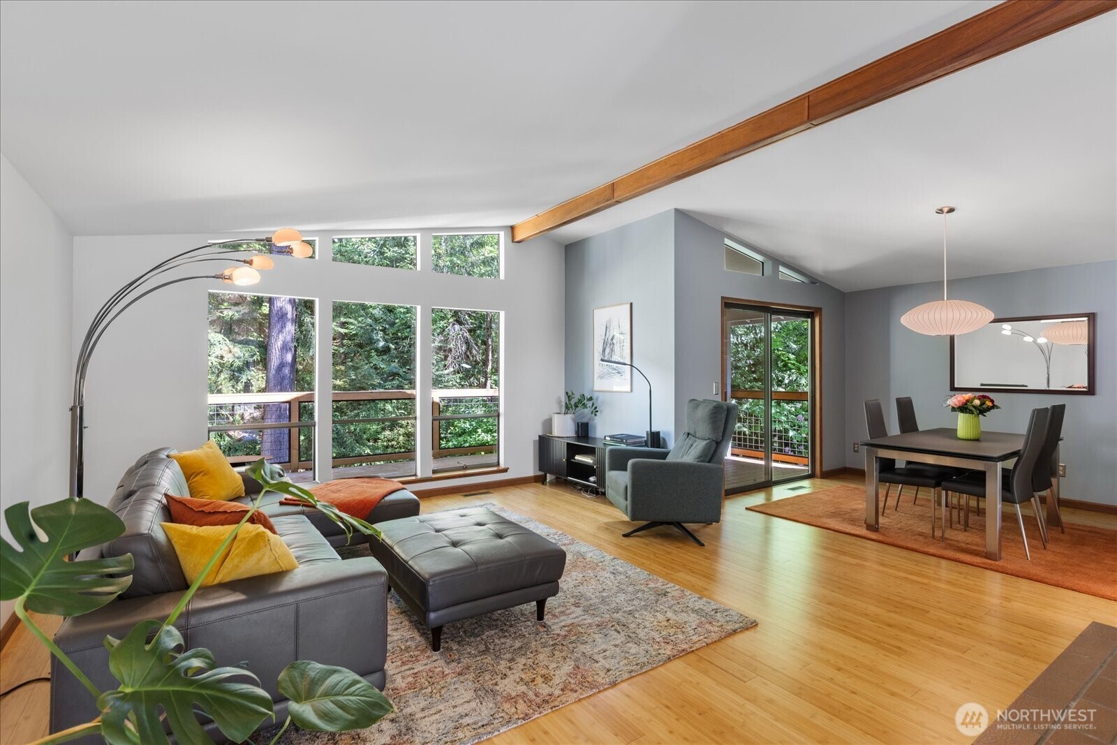 8011 180th Place Southwest Edmonds, WA 98026 - Photo 6 of 39