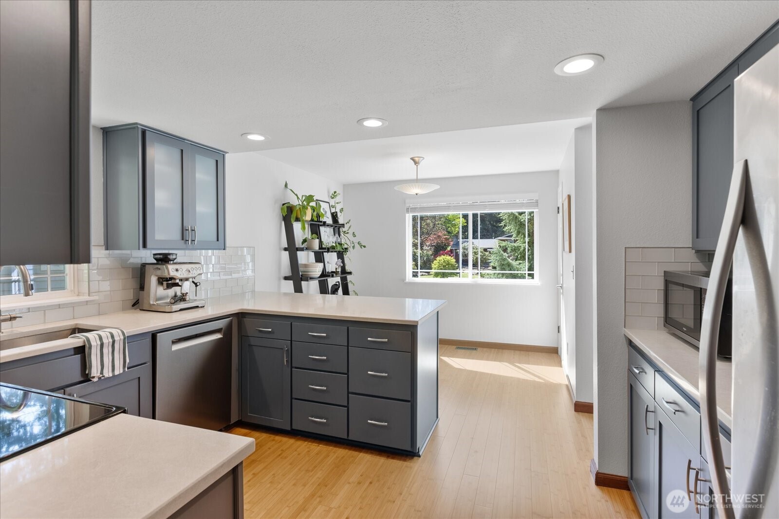 8011 180th Place Southwest Edmonds, WA 98026 - Photo 9 of 39