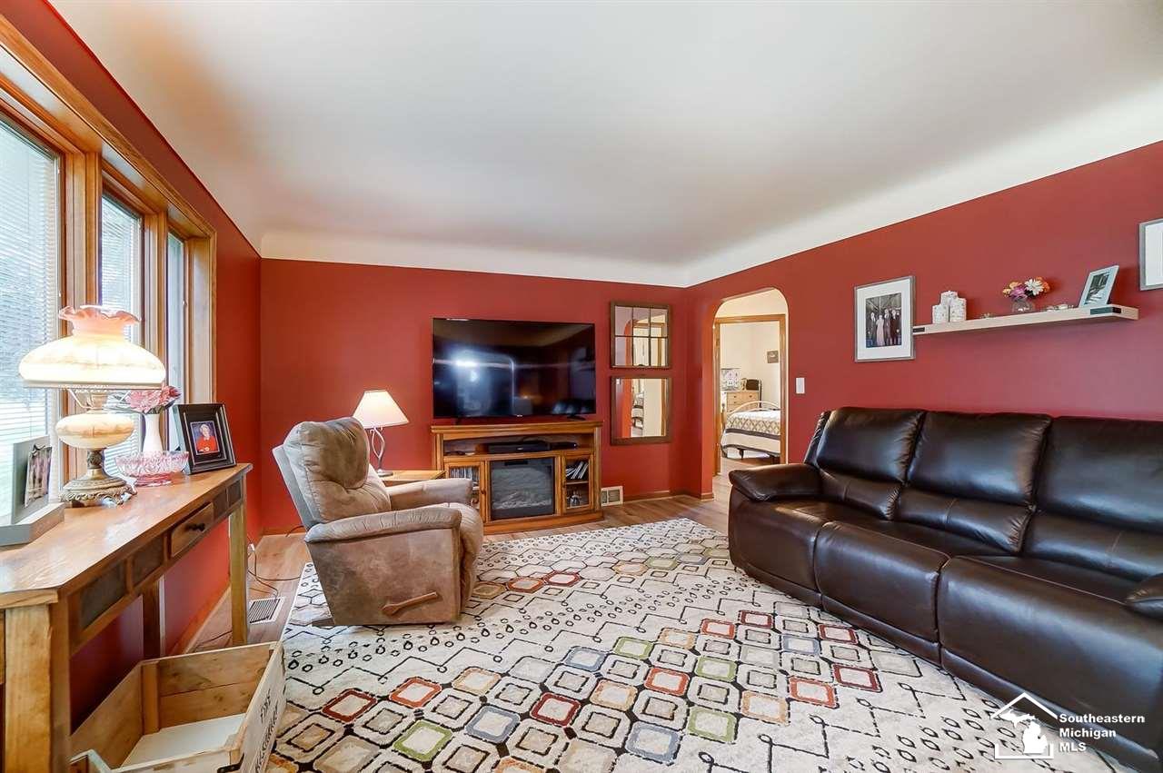 3260 North Custer Road Monroe, MI 48162 - Photo 11 of 46