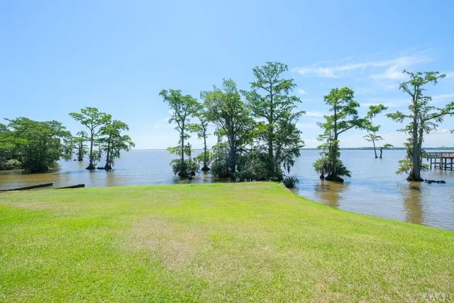 $29,000 | 506 Batchelor Bay Drive, Windsor, NC 27983