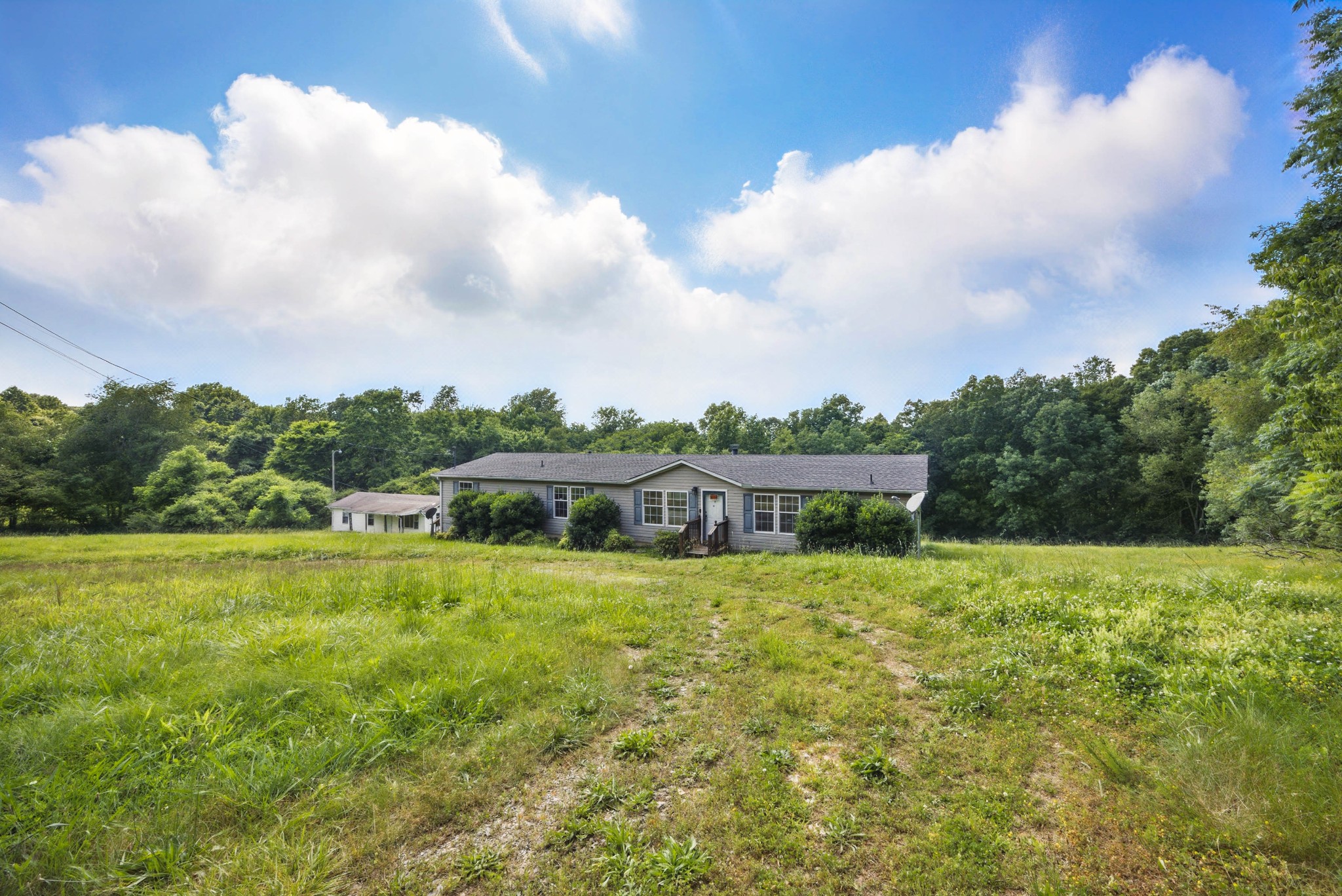947 Buck Branch Road Charlotte, TN 37036 - Photo 15 of 37 Gallery Image 15