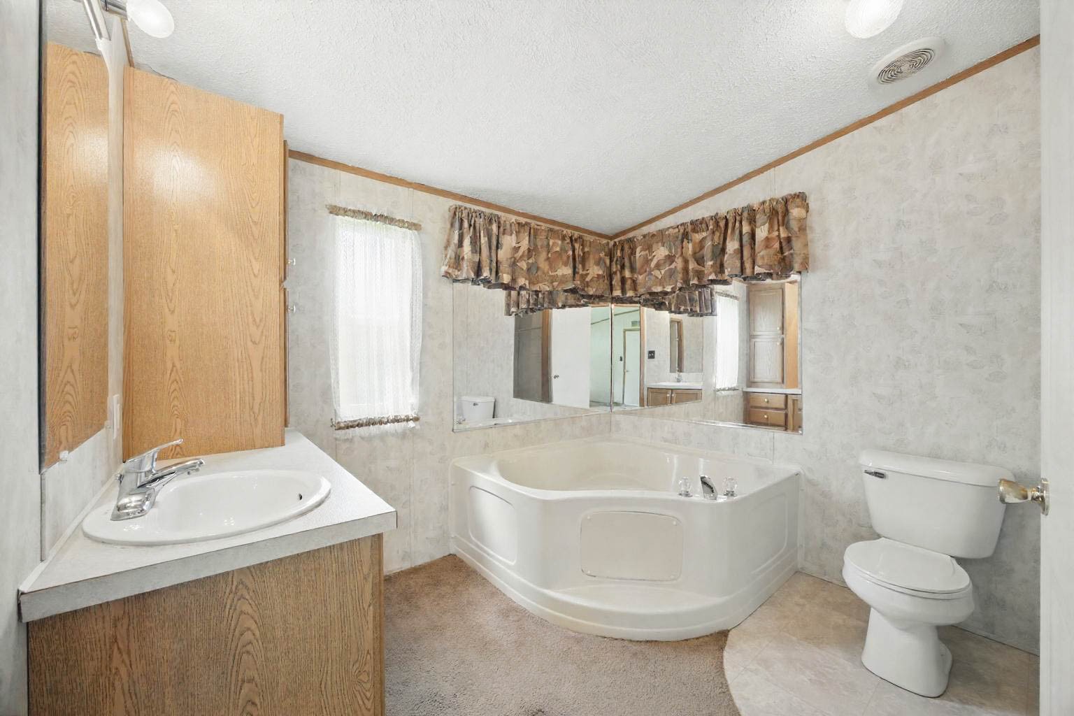 947 Buck Branch Road Charlotte, TN 37036 - Photo 35 of 37 Gallery Image 35