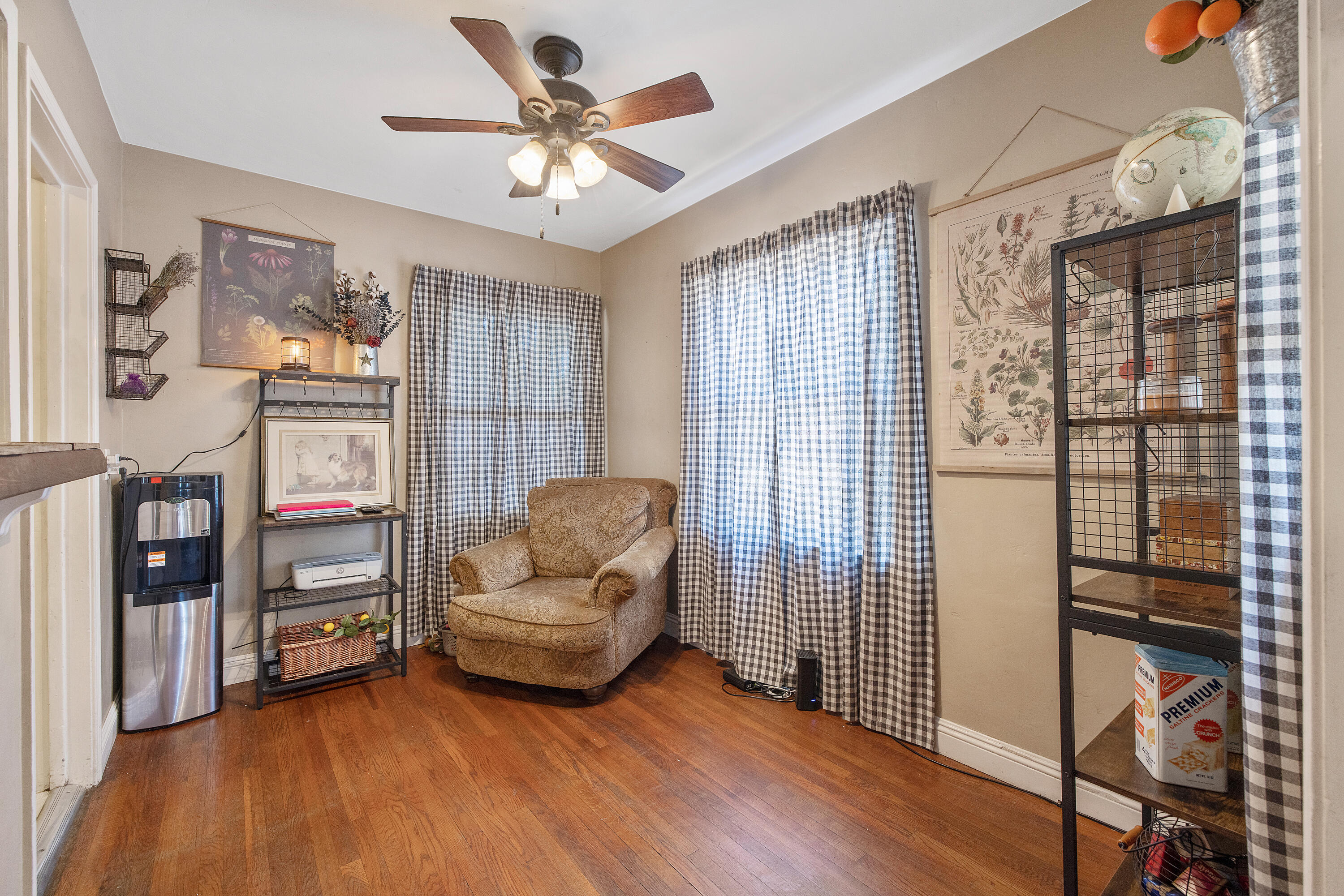 150 East Chestnut Street Exeter, CA 93221 - Photo 5 of 31 713A6850
