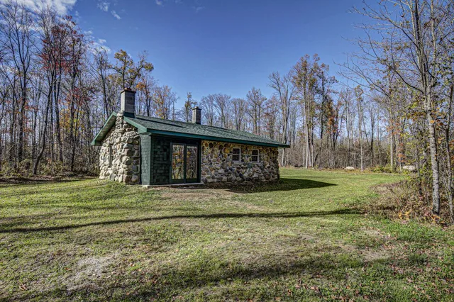 $124,900 | 6739 Double Bend Road, Argonne, WI 54511