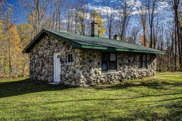 $124,900 | 6739 Double Bend Road, Argonne, WI 54511