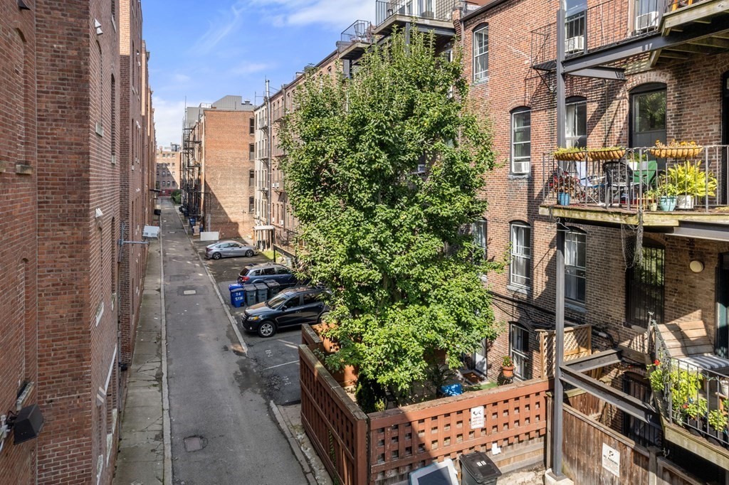 18 Symphony Road Boston, MA 02115 - Photo 33 of 34