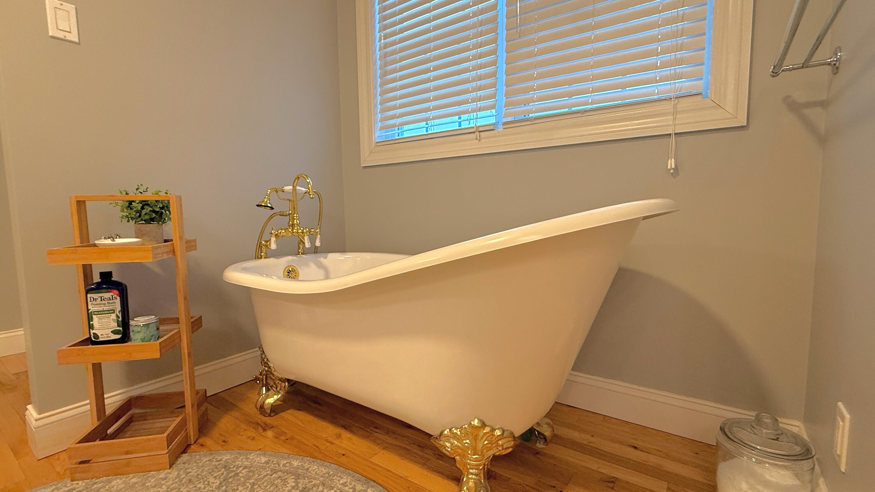 20 Easy Street Lubec, ME 04652 - Photo 32 of 63 Primary Bathroom Clawfoot