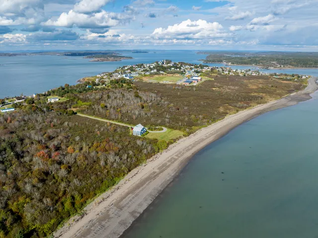 $1,200,000 | 20 Easy Street, Lubec, ME 04652