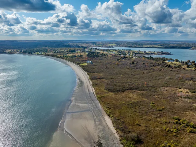 $1,200,000 | 20 Easy Street, Lubec, ME 04652