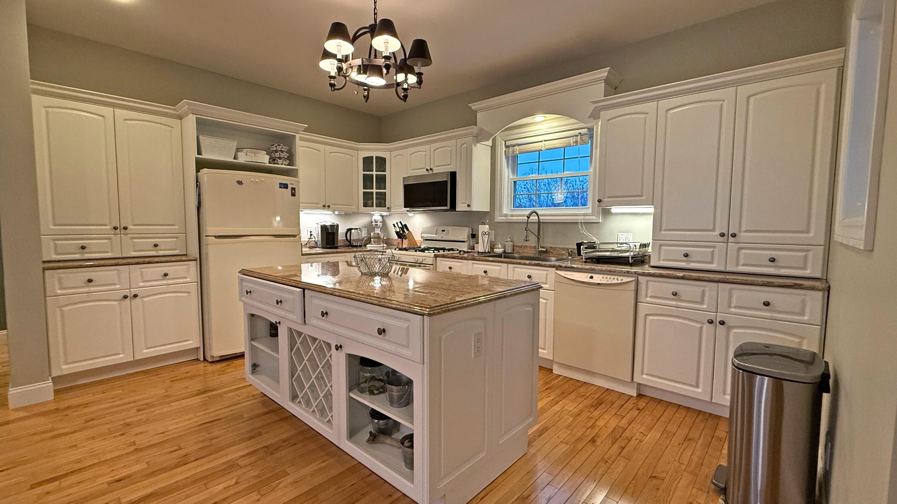 20 Easy Street Lubec, ME 04652 - Photo 10 of 63 Kitchen