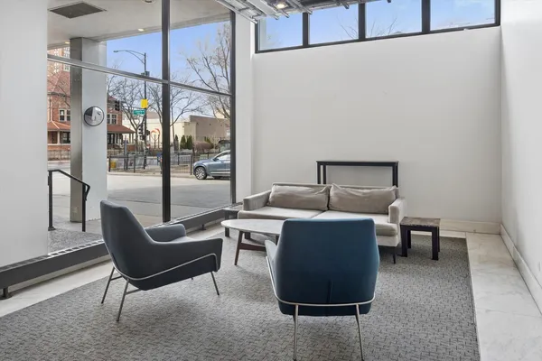 $174,900 | 6171 North Sheridan Road, Unit 2104, Chicago, IL 60660