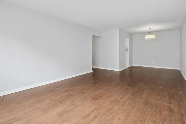 $174,900 | 6171 North Sheridan Road, Unit 2104, Chicago, IL 60660