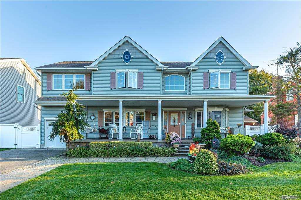 3450 Roxbury Avenue Wantagh, NY 11793 - Photo 1 of 1 Gallery Image 1