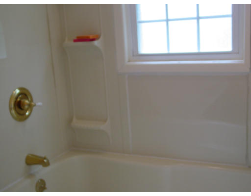 16 Howe Street Ipswich, MA 01938 - Photo 12 of 18 Gallery Image 12