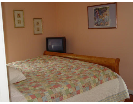 16 Howe Street Ipswich, MA 01938 - Photo 6 of 18 Gallery Image 6