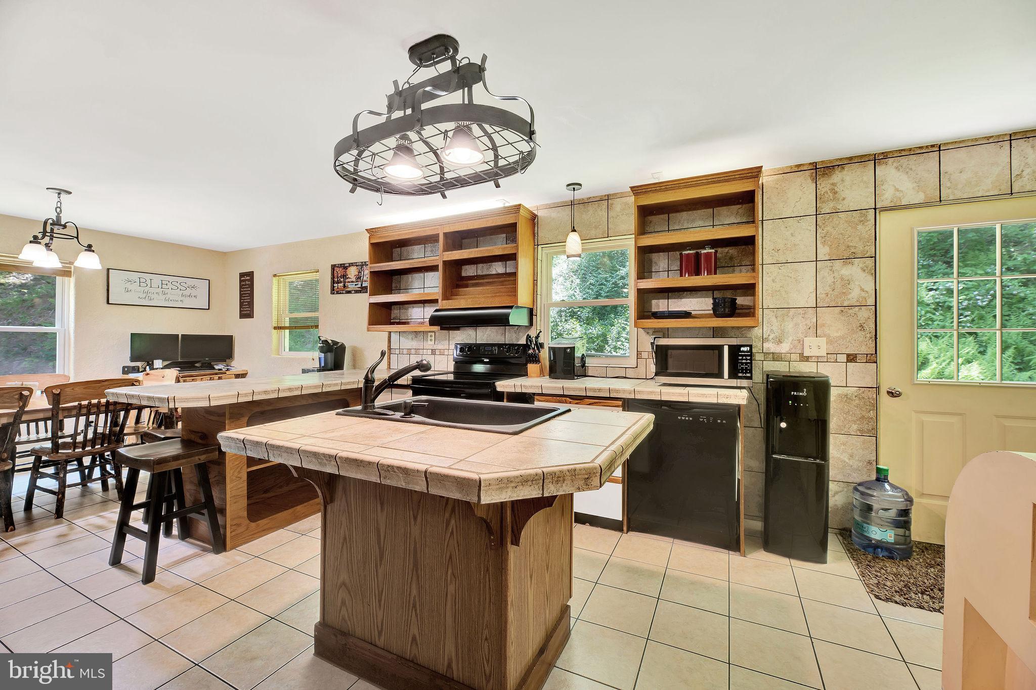 353 Jack Straw Road Julian, PA 16844 - Photo 5 of 40