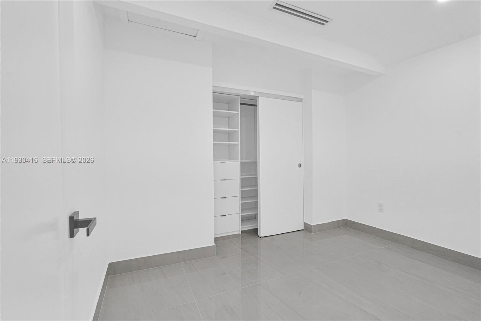 998 Southwest 11th Street Miami, FL 33129 - Photo 35 of 73