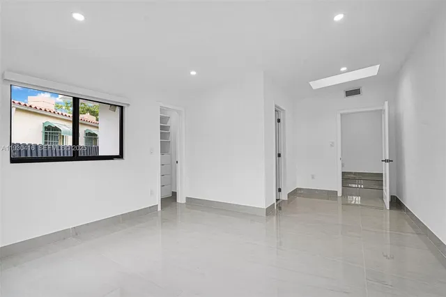 $1,600,000 | 998 Southwest 11th Street, Miami, FL 33129