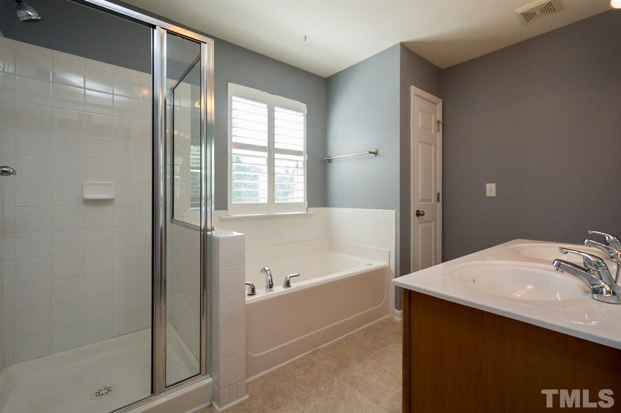 2220 Raven Road, Unit 100 Raleigh, NC 27614 - Photo 4 of 16