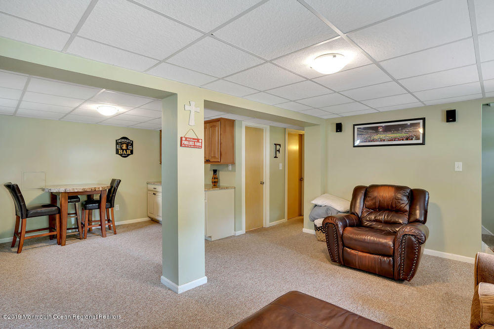 3 Hemlock Road Howell, NJ 07731 - Photo 23 of 36 a living room with furniture
