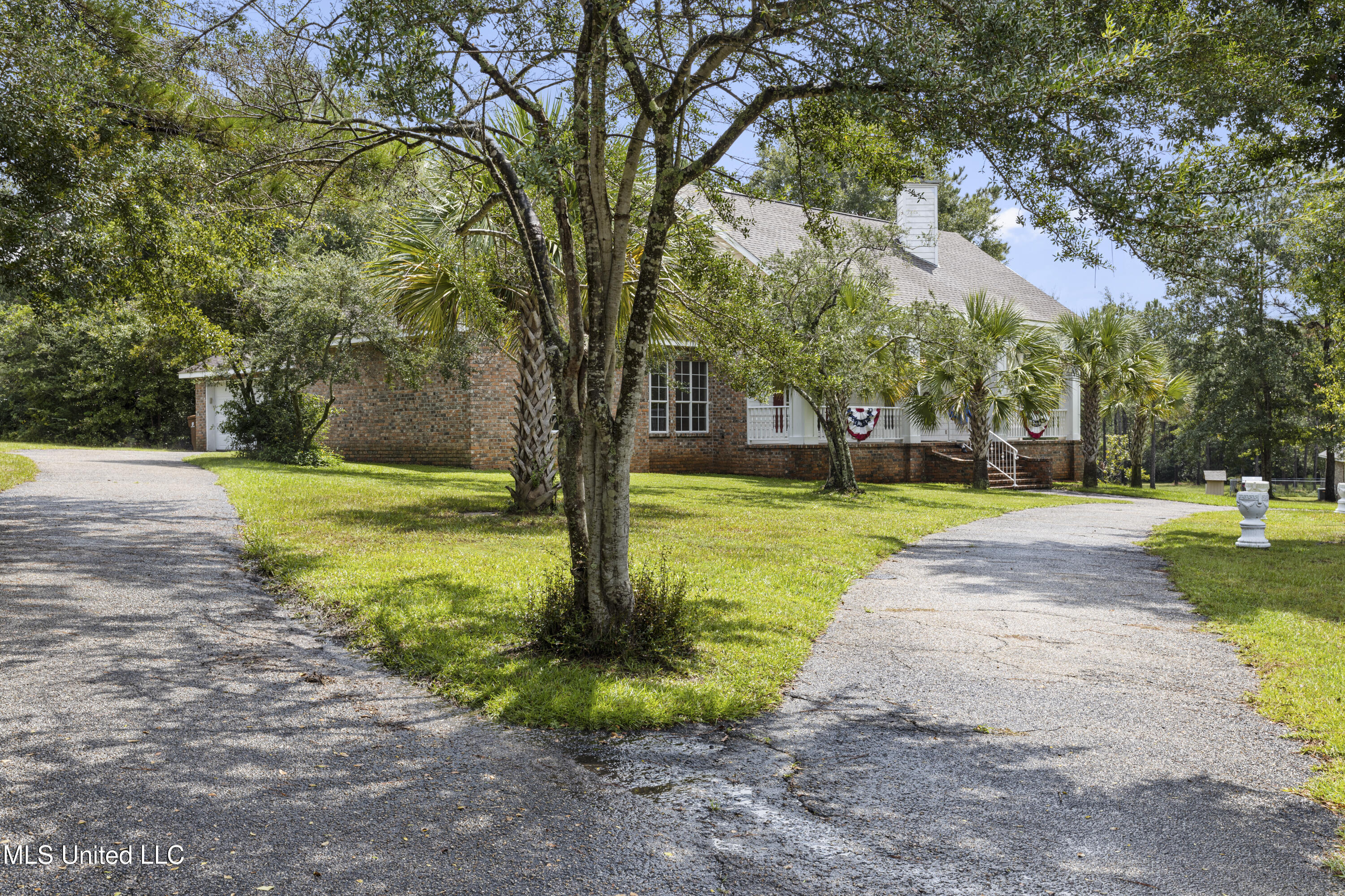 18288 Pine Ridge Trail Saucier, MS 39574 - Photo 4 of 53 002