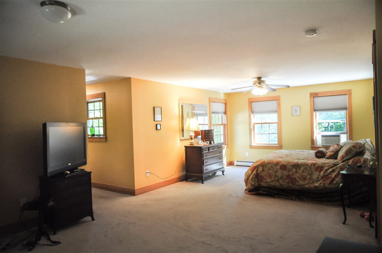 494 West Road Bradford, NH 03221 - Photo 8 of 16