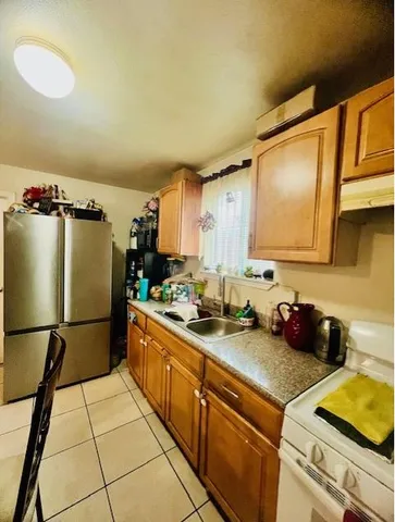 $260,000 | 1326 Tenaya Drive, Modesto, CA 95354