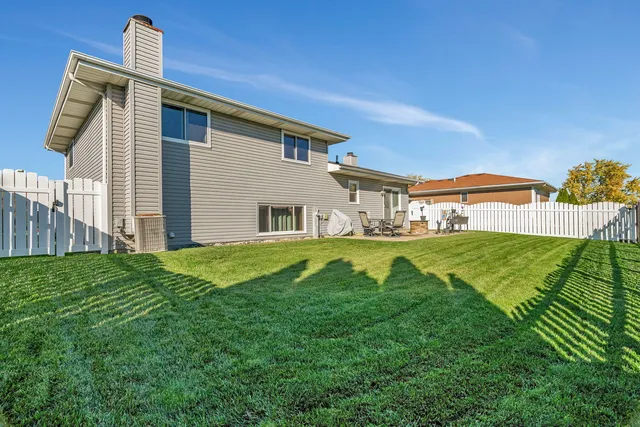 $269,900 | 20107 Arroyo Avenue, Lynwood, IL 60411