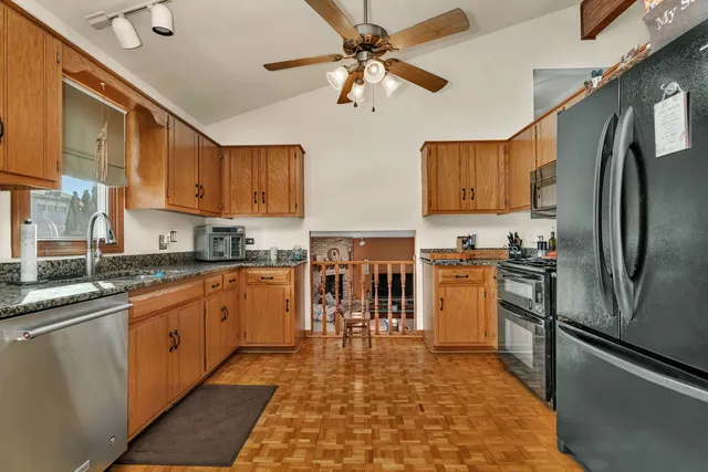 $269,900 | 20107 Arroyo Avenue, Lynwood, IL 60411