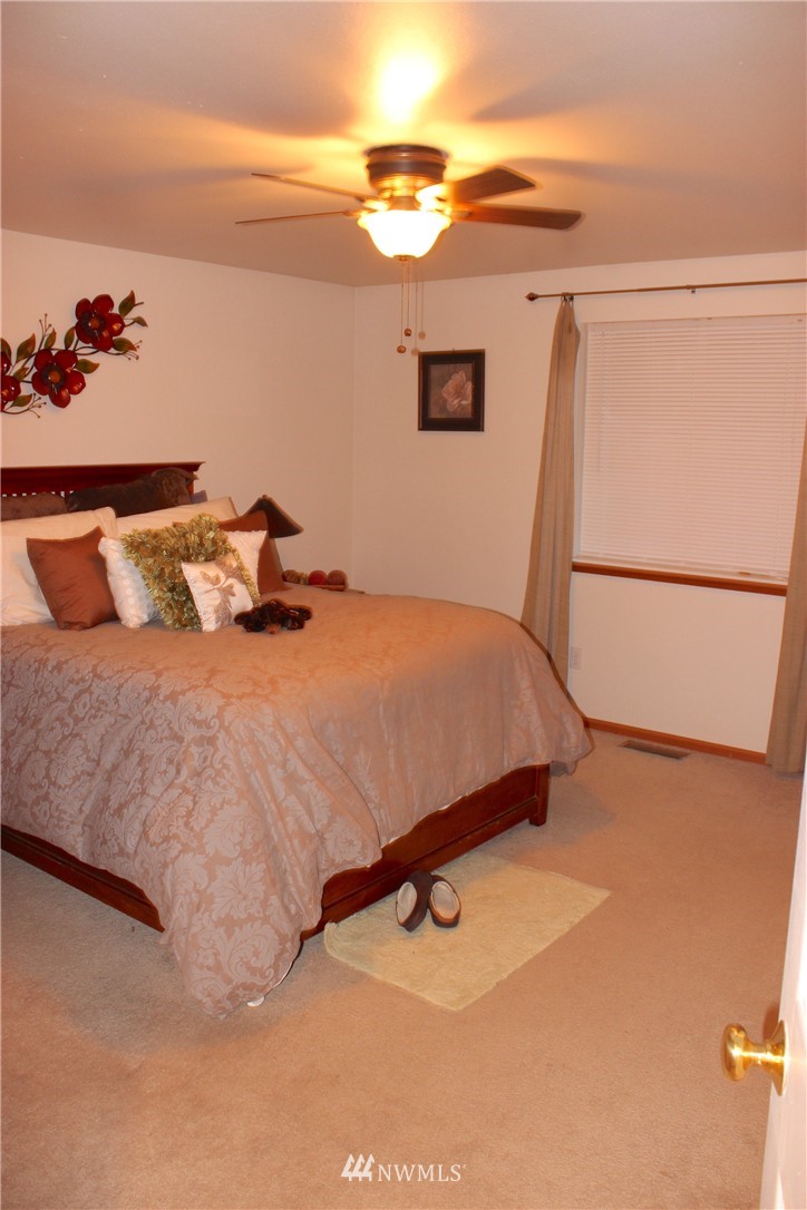 18823 Nutmeg Street Southwest Rochester, WA 98579 - Photo 18 of 23