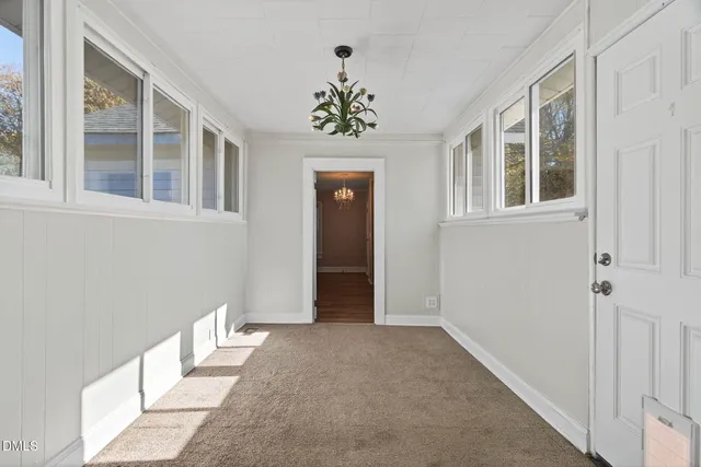 a view of walk in closet