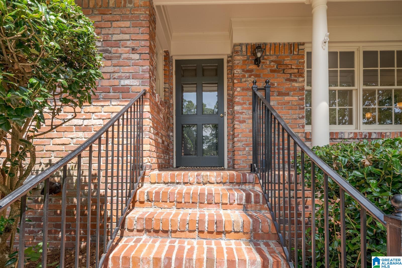 908 Beech Lane Birmingham, AL 35213 - Photo 4 of 36