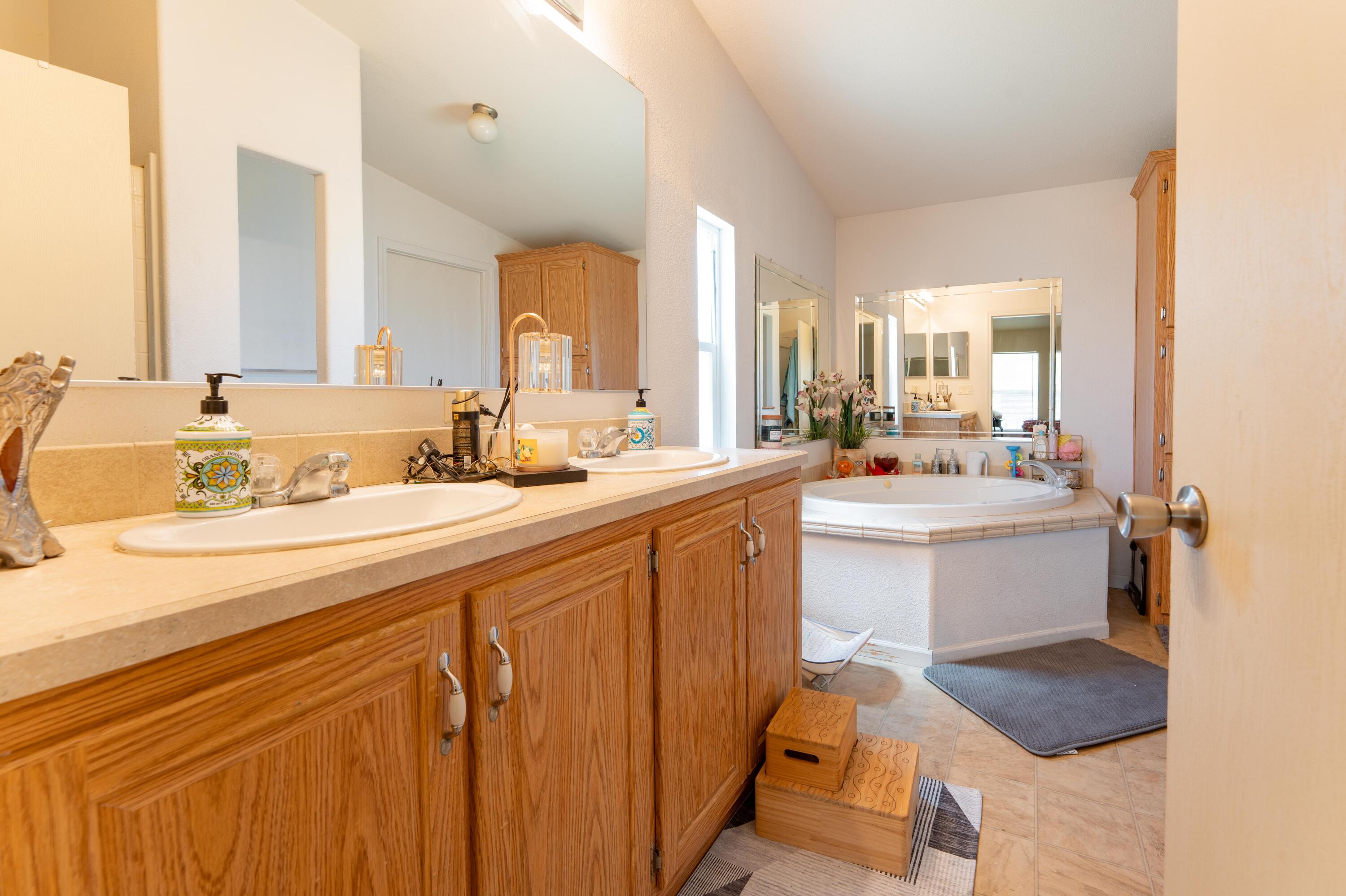 14710 Kilroy Road Porterville, CA 93257 - Photo 19 of 22 19