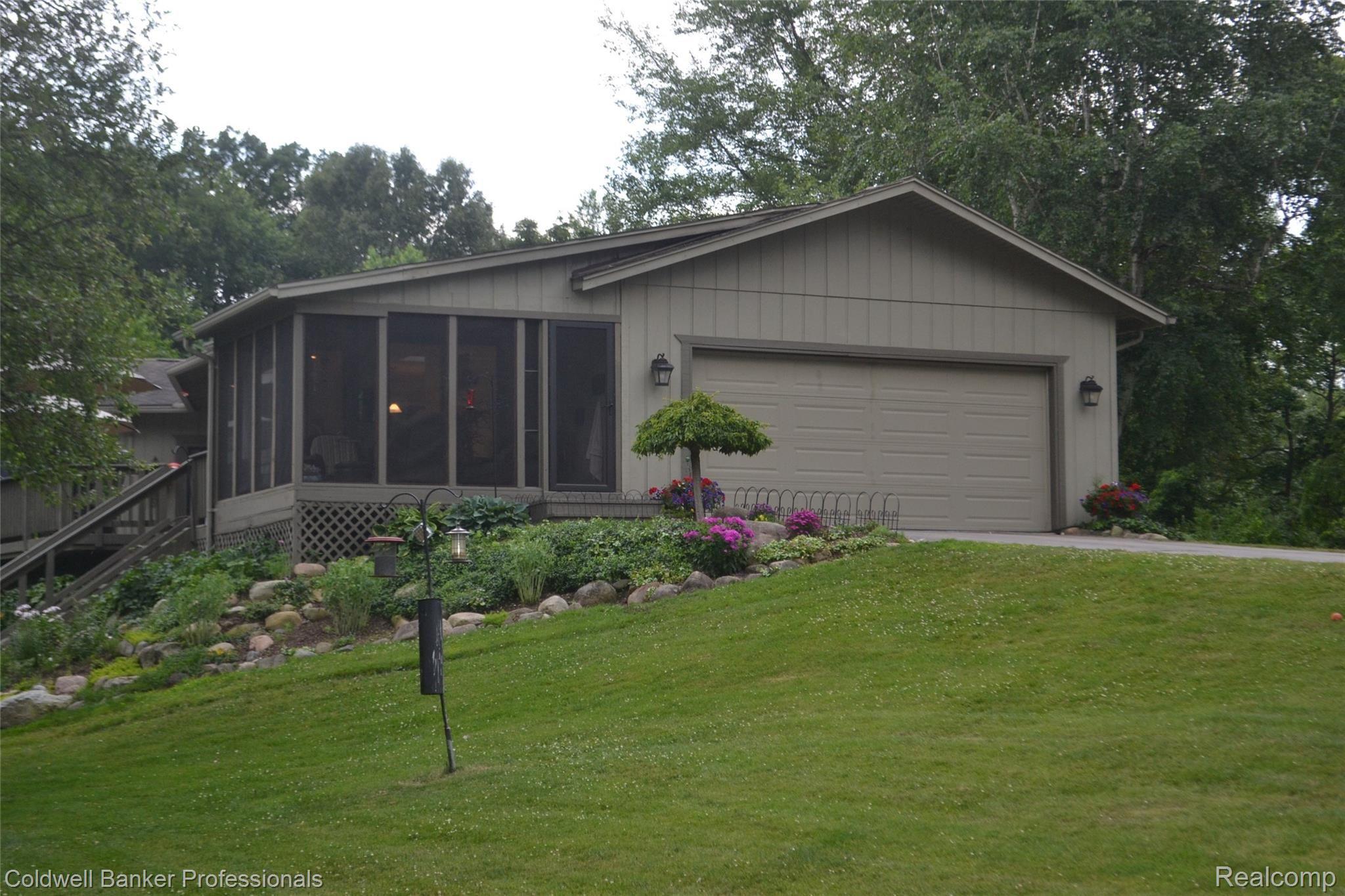 2895 Clark Road Lapeer, MI 48446 - Photo 9 of 59 DSC_0173.JPG