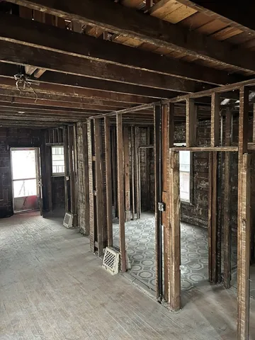 $150,000 | 8005 South Ridgeland Avenue, Chicago, IL 60617