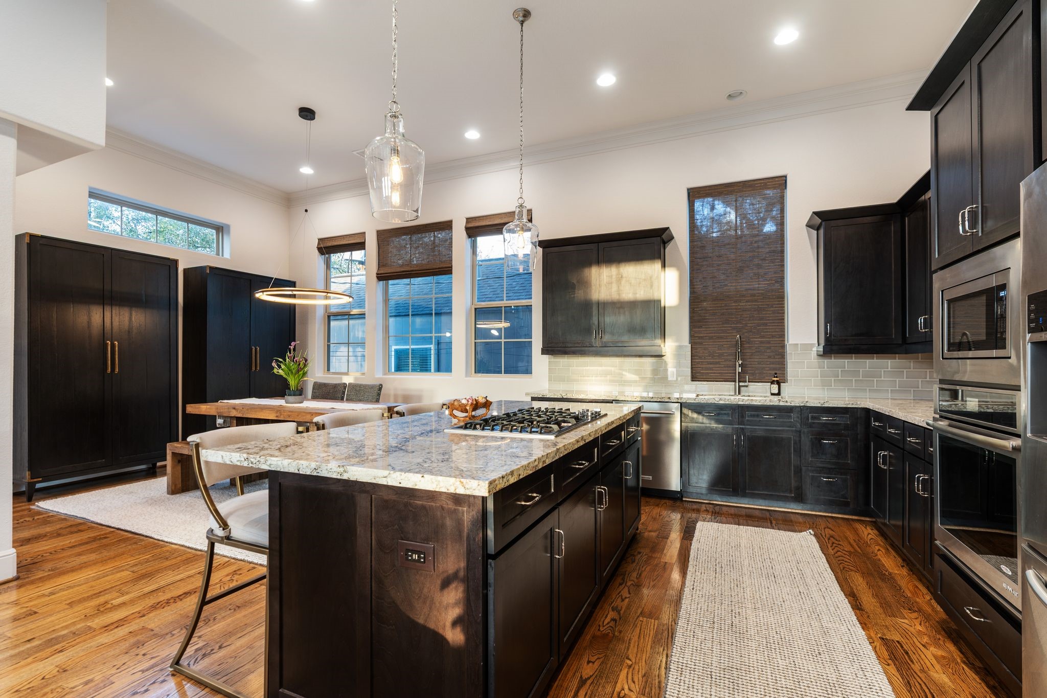 3911 McDuffie Street Houston, TX 77098 - Photo 13 of 35