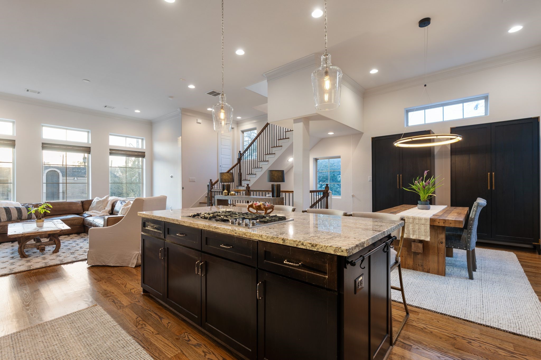 3911 McDuffie Street Houston, TX 77098 - Photo 14 of 35