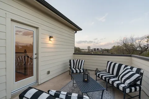 $774,900 | 3911 McDuffie Street, Houston, TX 77098