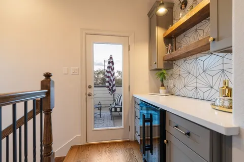 $774,900 | 3911 McDuffie Street, Houston, TX 77098