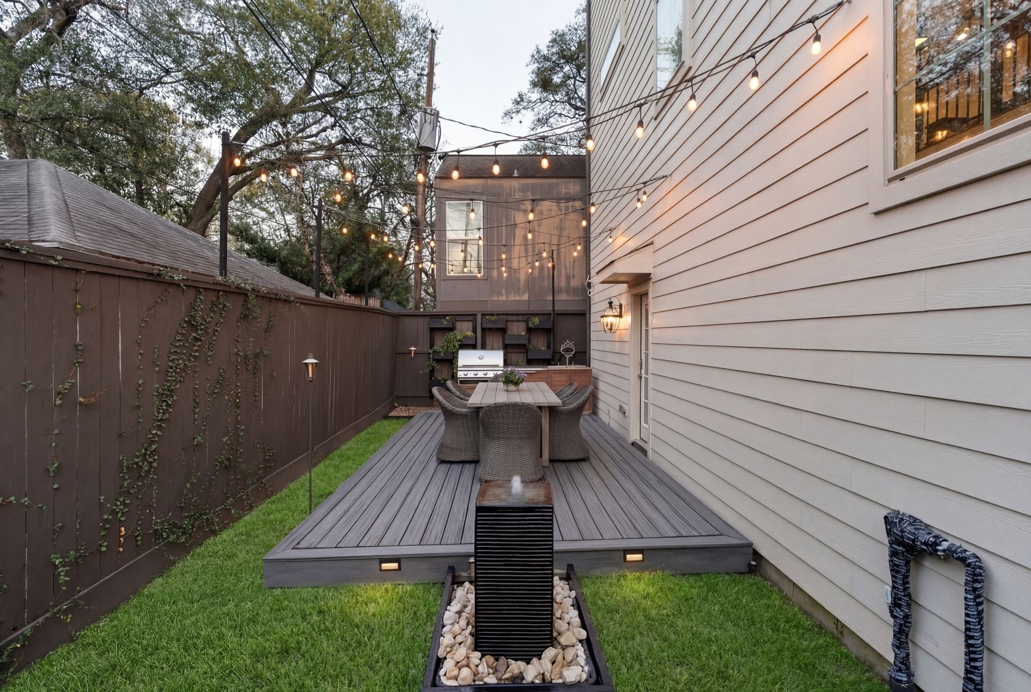 3911 McDuffie Street Houston, TX 77098 - Photo 9 of 35