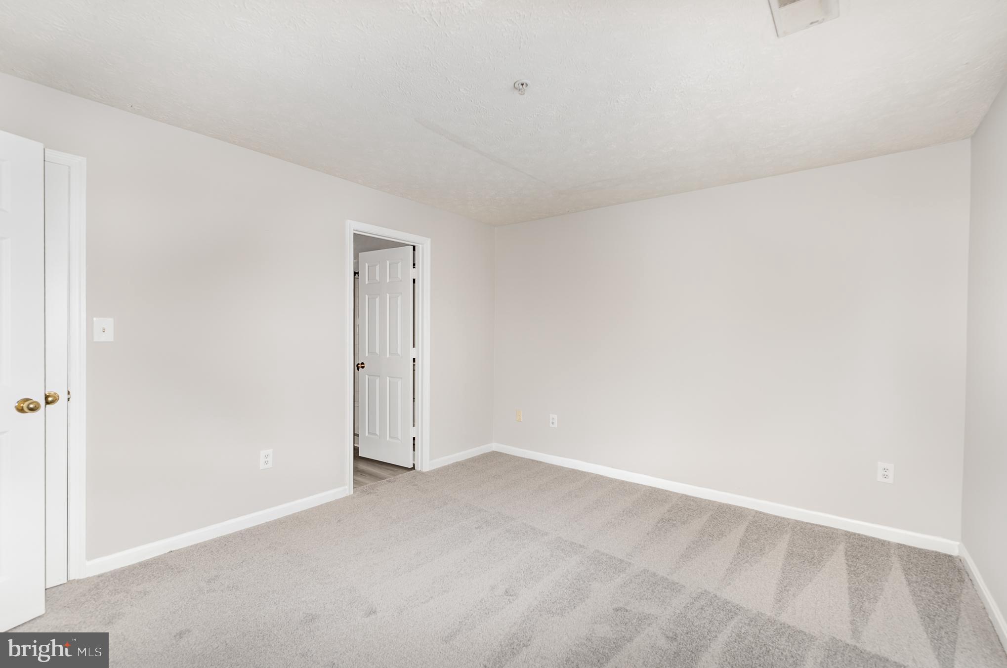 620 Kennington Road, Unit 620 Reisterstown, MD 21136 - Photo 21 of 36 New Paint