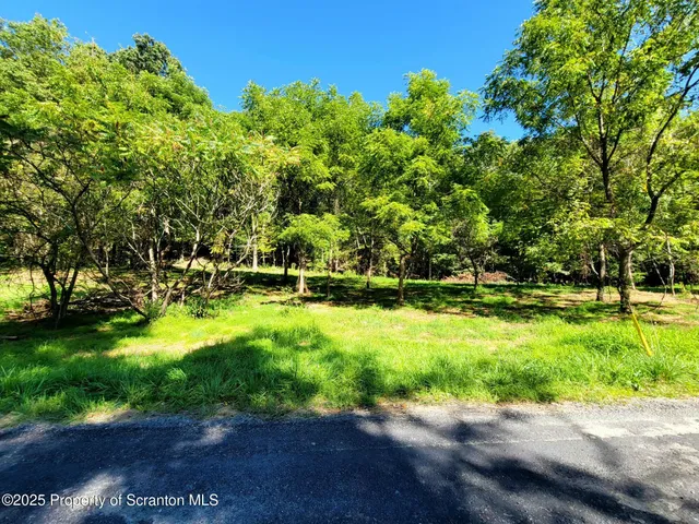 $135,000 | 607 Evergreen Drive, Falls, PA 18615