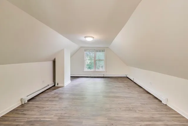 $3,000 | 2643 Poplar Avenue, Evanston, IL 60201