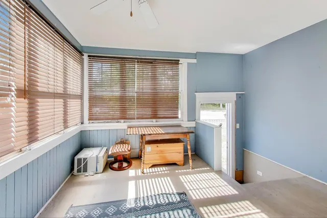 $3,000 | 2643 Poplar Avenue, Evanston, IL 60201