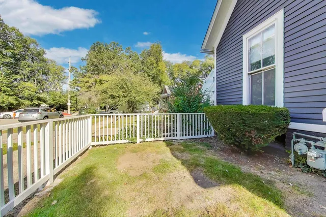 $3,000 | 2643 Poplar Avenue, Evanston, IL 60201