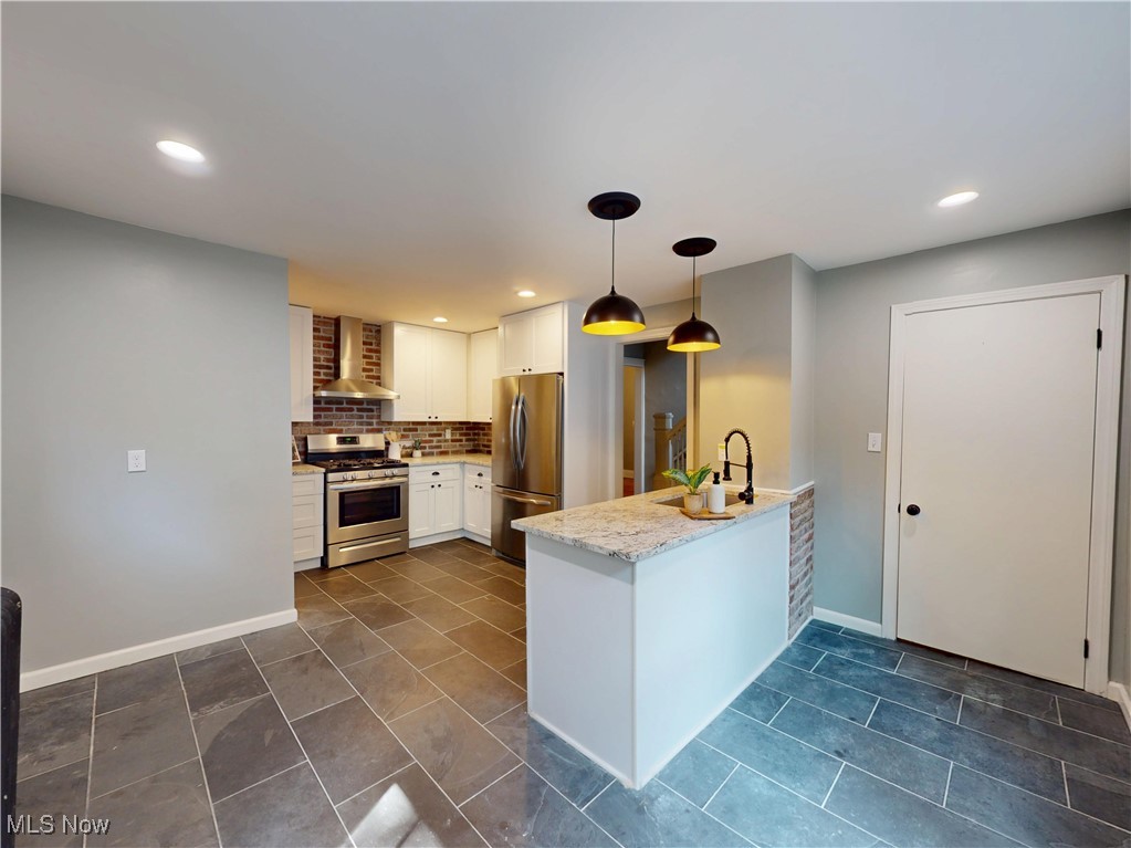 2832 Mayfield Road Cleveland, OH 44118 - Photo 10 of 46 Gallery Image 10